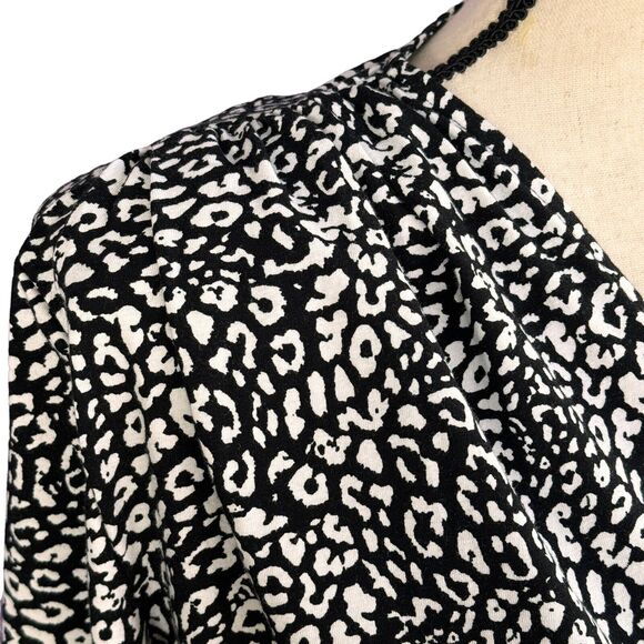 INC International Concepts X-Small Top Balloon Sleeve Surplice V-Neck Stretch - Picture 2 of 9